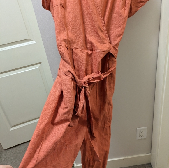 Grae Cove V-Neck Belted Cropped Jumpsuit - Picture 3 of 5